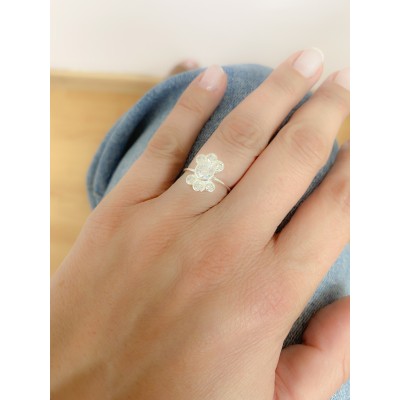 Sterling silver 925 ring with small and large zirconias