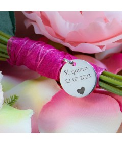 Fuchsia organza ribbon and customized medallion for bridal bouquet
