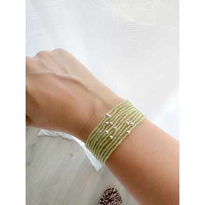 Sterling silver 925 elastic bracelet with Peridot stones